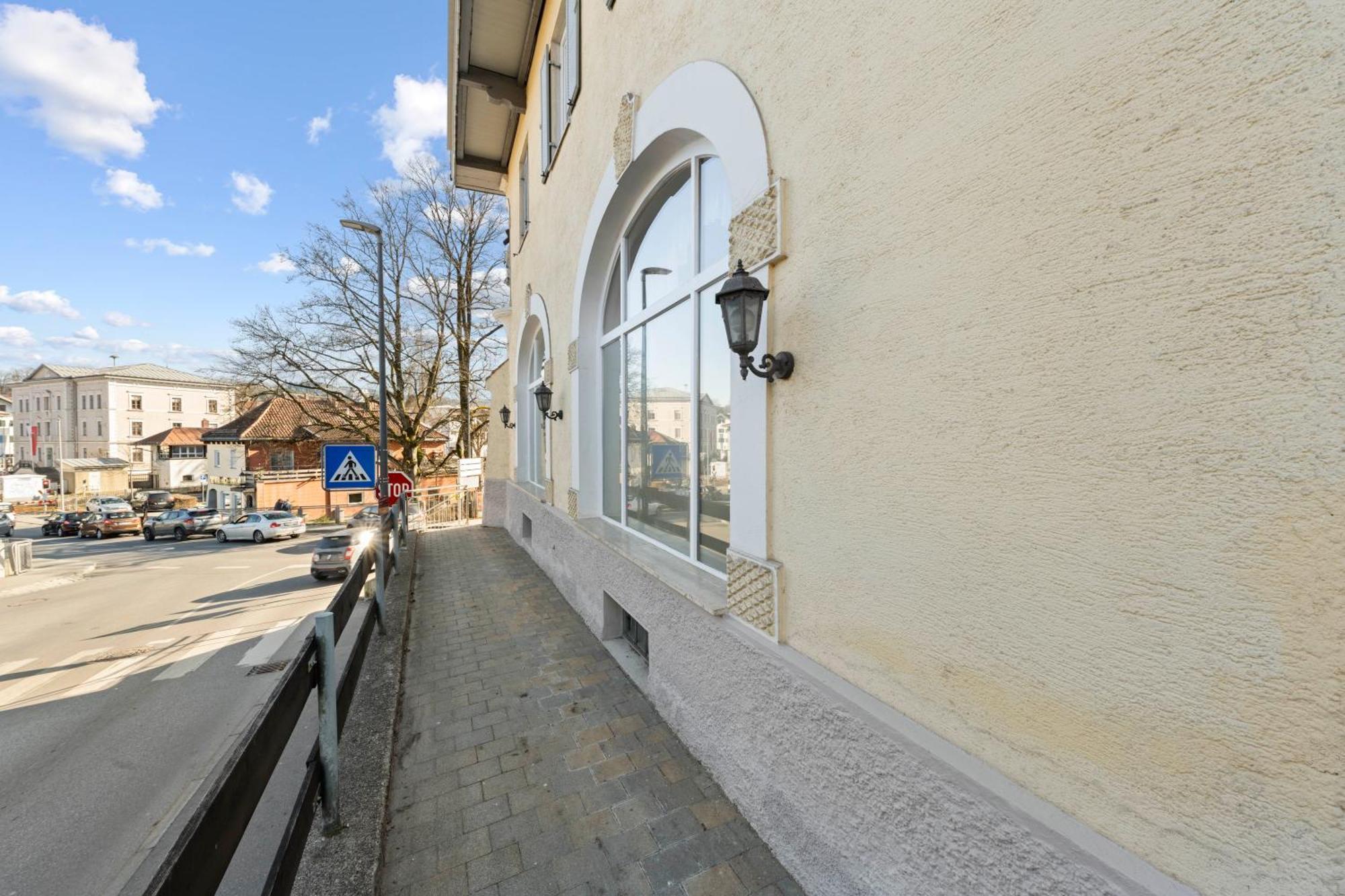 Liebelei Miesbach - Boutique-Apartment Mit Terrasse Im Zentrum Exterior foto