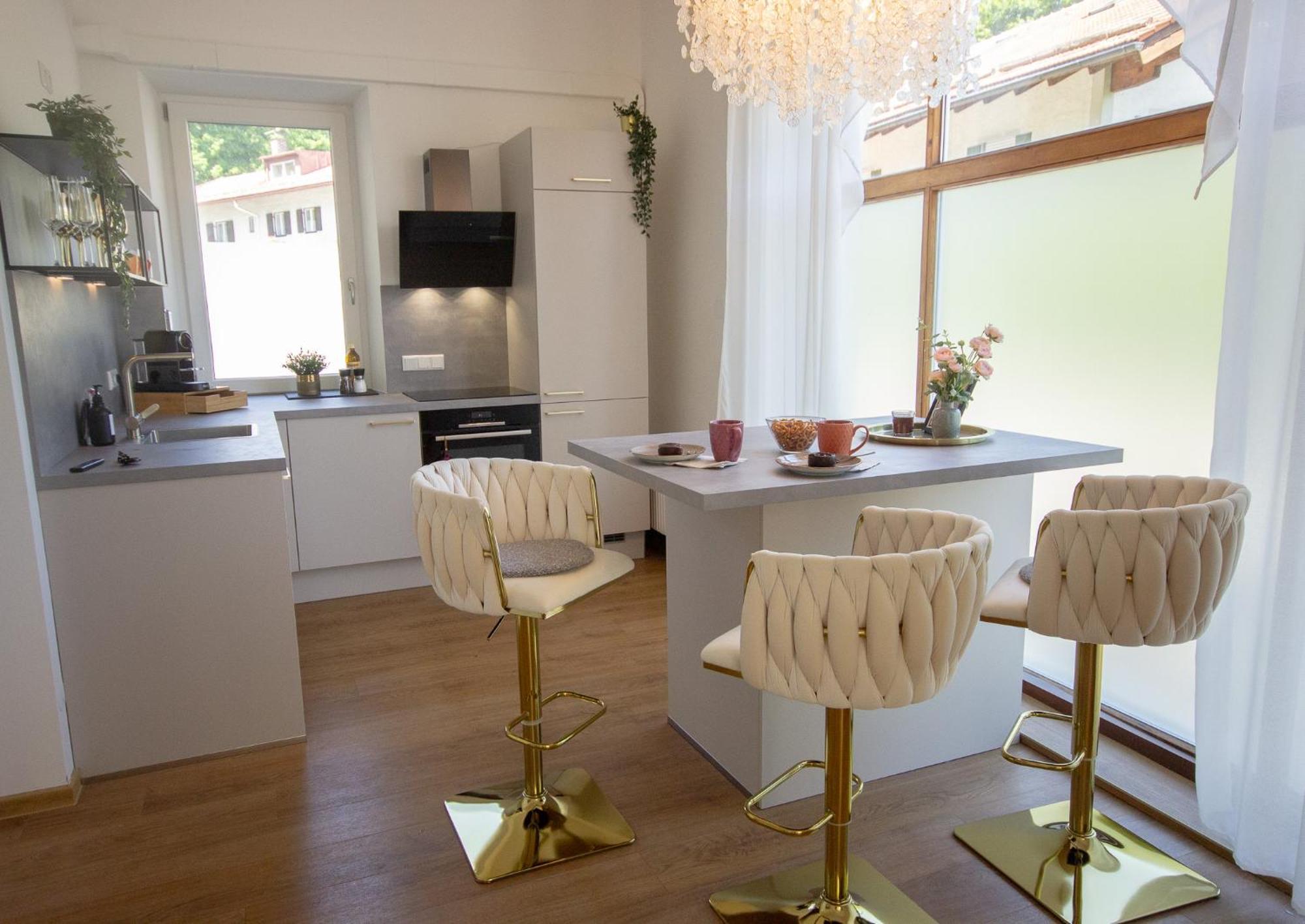 Liebelei Miesbach - Boutique-Apartment Mit Terrasse Im Zentrum Exterior foto